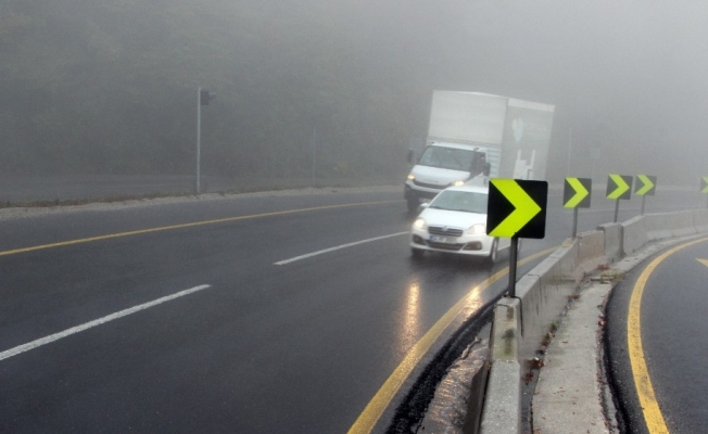 Bolu Dağı’nda yağmur ve sis etkili oluyor