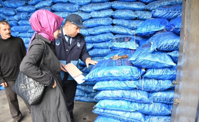 Düzce Zabıtası kömür denetimi yapıldı