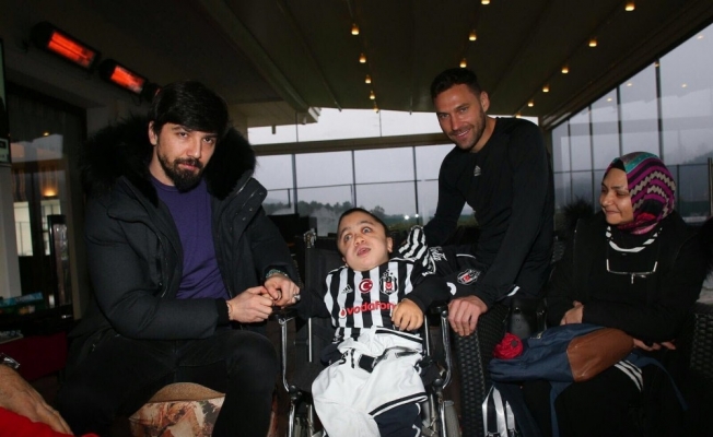 Beşiktaş, özel konuğu Düzceli Uzun’u ağırladı