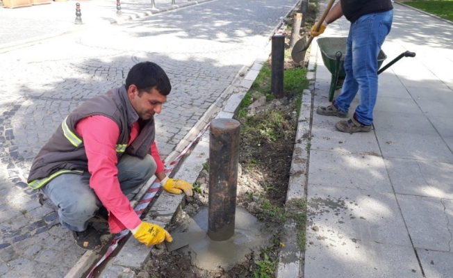 Düzce Belediyesinden kalrıma parklara fiziki tedbir